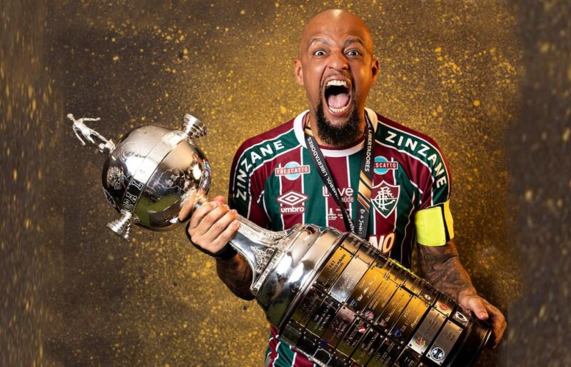 Volta Redonda recebe exposição e lançamento de livro sobre carreira do ex-jogador Felipe Melo