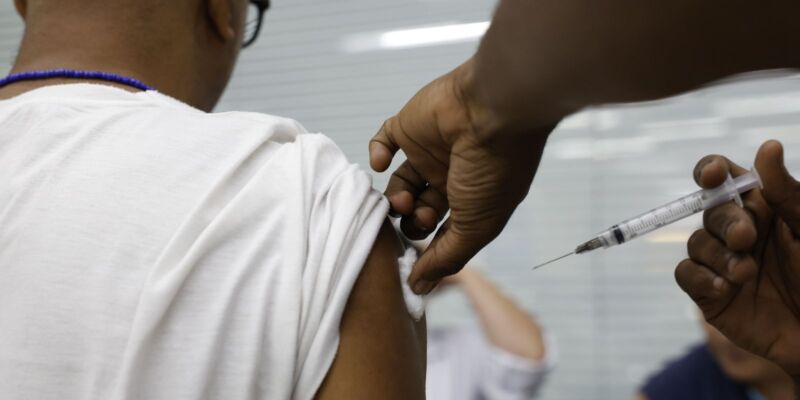 Semana de Vacinação nas Américas quer aplicar 66,5 milhões de doses