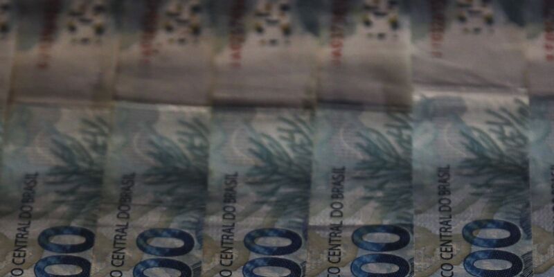 Tesouro paga R$ 820,78 milhões em dívidas de estados e municípios