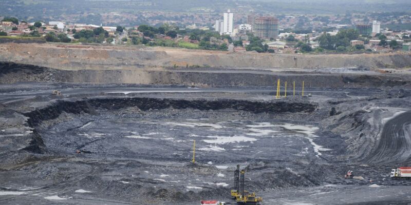 Comércio exterior da mineração tem saldo de US$ 7,6 bi no 1º trimestre