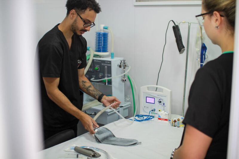 Secretaria de Proteção e Defesa Animal de Volta Redonda capacita profissionais para aprimorar o cuidado veterinário municipal