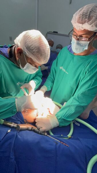 Hospital São João Batista, em Volta Redonda, realiza primeira cirurgia com uso de biovidro