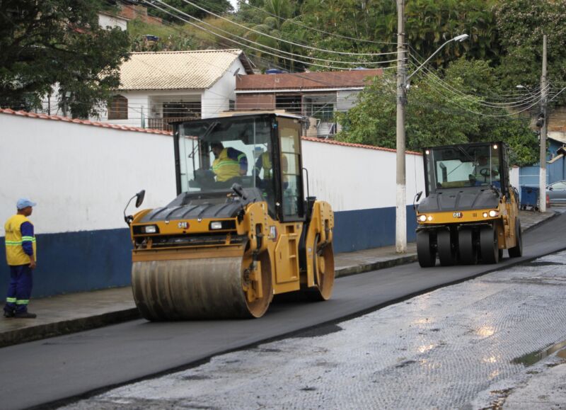 Parceria entre Prefeitura e Governo do Estado leva mais asfaltamento ao bairro Goiabal – Barra Mansa