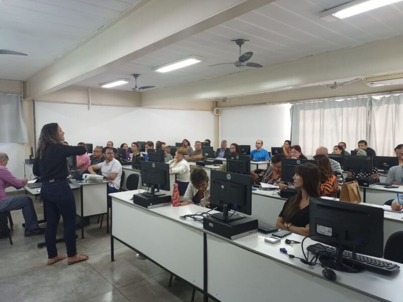 Prefeitura de Volta Redonda já capacitou 1,8 mil servidores para uso do Sistema Eletrônico de Informações
