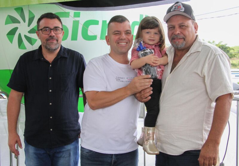 Produtores rurais de Barra Mansa são premiados no 33° Torneio Leiteiro de Antônio Rocha – Barra Mansa