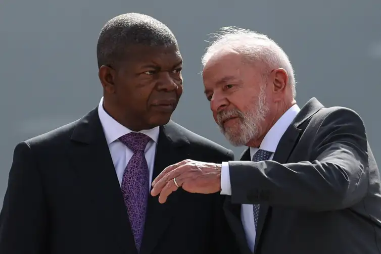 Brasília (DF), 23/05/2025 - O presidente Luiz Inácio Lula da Silva (d), recebe o presidente de Angola, João Lourenço (e), em cerimônia oficial no Palácio do Planalto. 
Foto: Marcelo Camargo/Agência Brasil