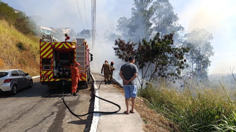 Guarda Ambiental de Barra Mansa detém suspeito de incendiar vegetação – Barra Mansa