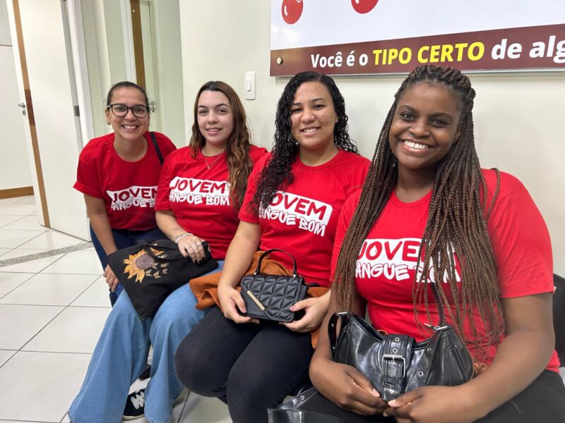 Projeto ‘Jovem Sangue Bom’ mobiliza alunos da UFF para doação de sangue em Volta Redonda