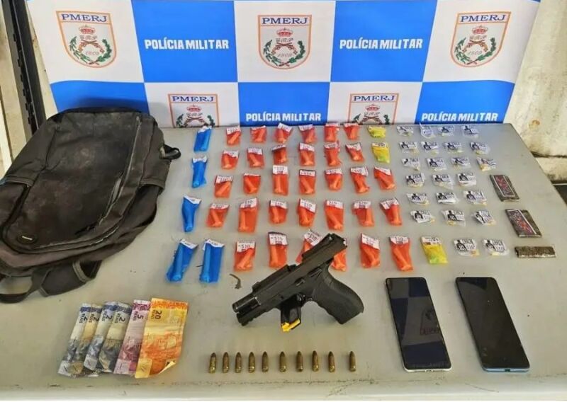 Tiroteio e apreensão de drogas no Açude 2