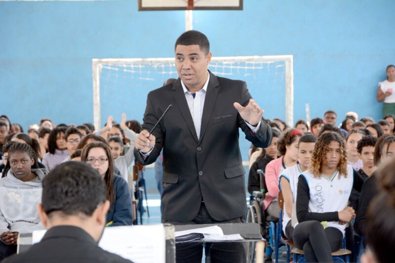 Colégio Joaquim Rodrigues Peixoto Júnior passa a integrar o Projeto Música nas Escolas – Barra Mansa
