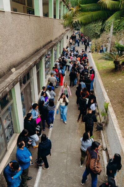 Milhares de pessoas se candidatam no Feirão de Empregos – Barra Mansa