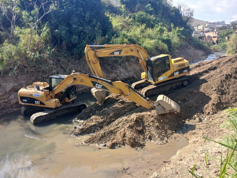 Parceria com Governo do Estado garante desassoreamento do Rio Barra Mansa – Barra Mansa