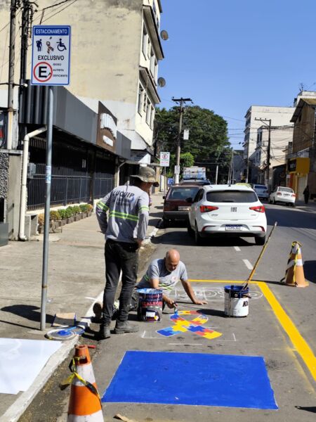 Prefeitura de Barra Mansa destina novas vagas de estacionamento exclusivas para deficientes, autistas e idosos – Barra Mansa