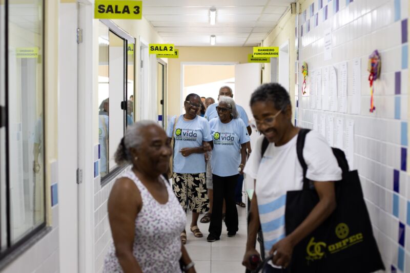 Volta Redonda: alunos da Academia da Vida Oscar Cardoso estão de casa nova