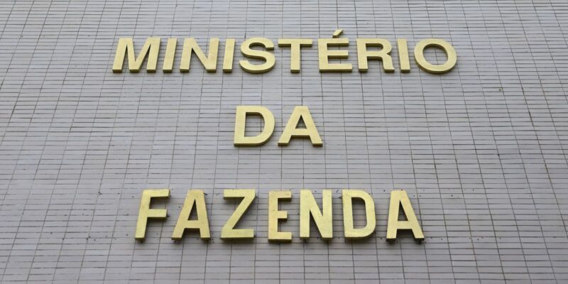 CMN ajusta regulamentação de crédito a empresas afetadas por tarifaço