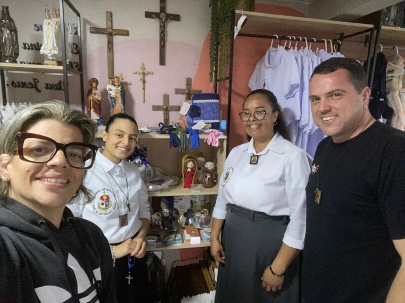 Artesãs de Barra Mansa conquistam espaço no Santuário de Floriano – Barra Mansa