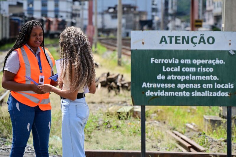 Campanha reforça conscientização sobre riscos nas passagens de nível da linha férrea em Barra Mansa – Barra Mansa