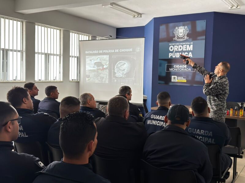 Guarda Municipal de Volta Redonda passa por capacitação do Batalhão de Choque da PM