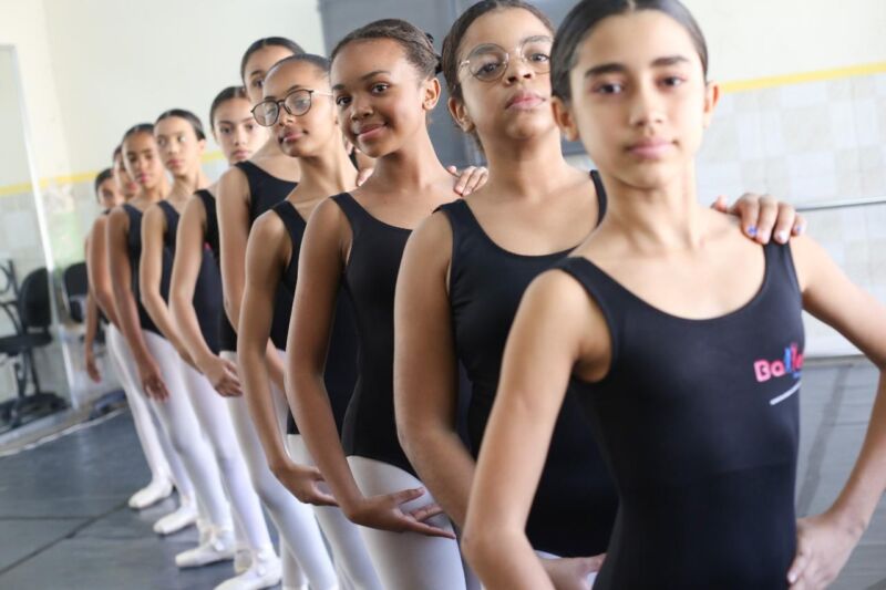 Projeto Ballet Educação completa 20 anos com apresentação do espetáculo ‘Cinderella’ e homenagem a idealizadora