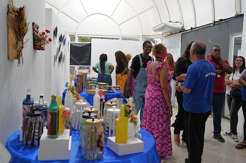 Volta Redonda: Espaço Zélia Arbex recebe exposição ‘Arte em Movimento’
