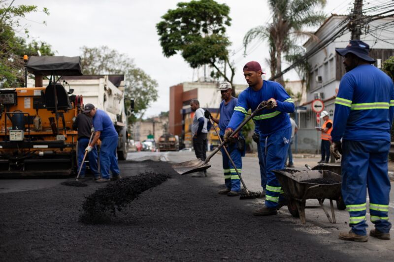 Volta Redonda: obras de asfaltamento alteram trânsito noturno na Beira-Rio