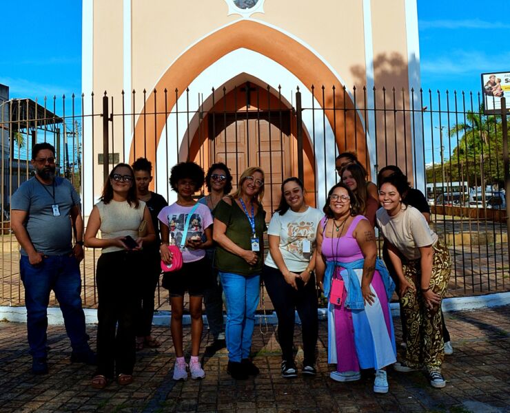 ‘Turistando em VR’ leva jovens do Cras Santo Agostinho para conhecer pontos turísticos de Volta Redonda