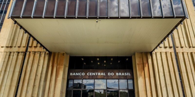 BC aprova aumento de capital em instituições ligadas ao Banco Master