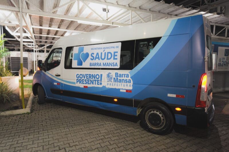 Furlani reforça prioridade na saúde com entrega de van para transporte de pacientes da UPA – Barra Mansa