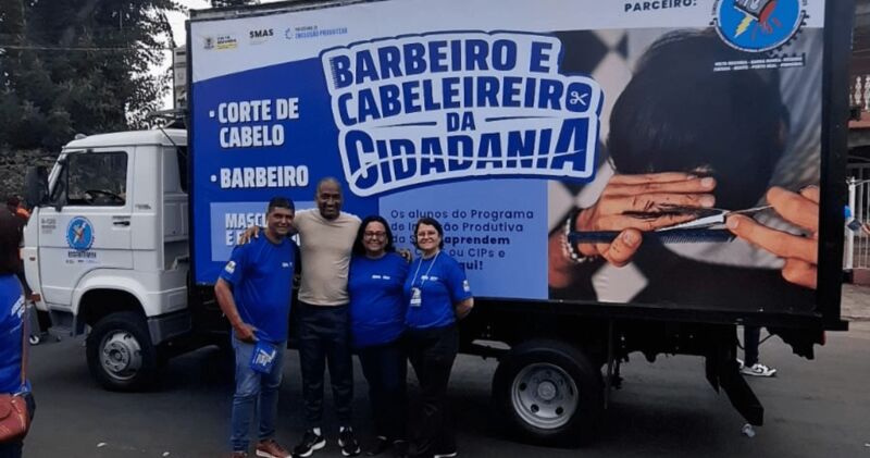 Prefeitura de Volta Redonda e Sindicato dos Metalúrgicos realizam ação comunitária com serviços gratuitos de beleza na Vila Santa Cecília