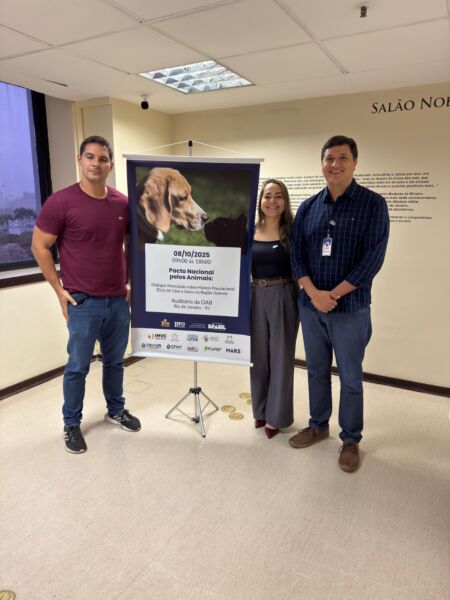 Volta Redonda participa do maior encontro sobre manejo populacional de cães e gatos do Sudeste