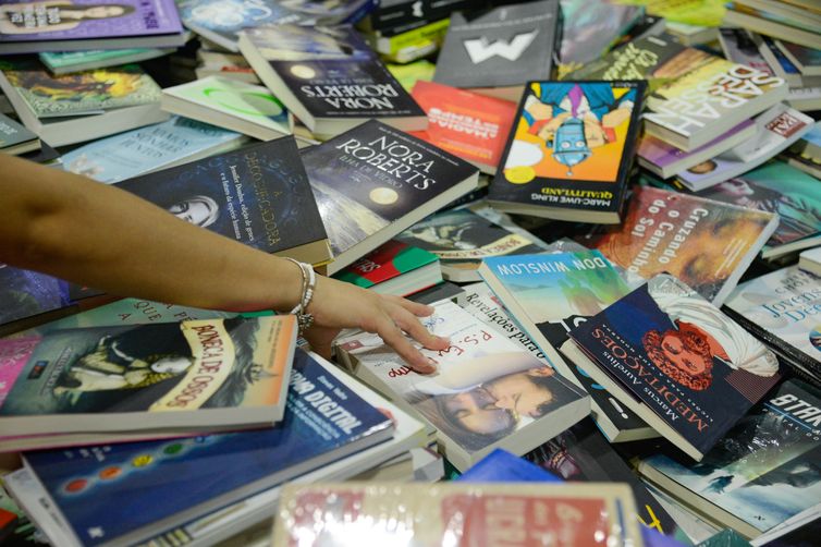 Rio de Janeiro (RJ), 05/09/2023 – Público lota a 20ª Bienal do Livro do Rio de Janeiro, no Riocentro, na Barra da Tijuca, zona oeste da capital fluminense. Foto: Tomaz Silva/Agência Brasil