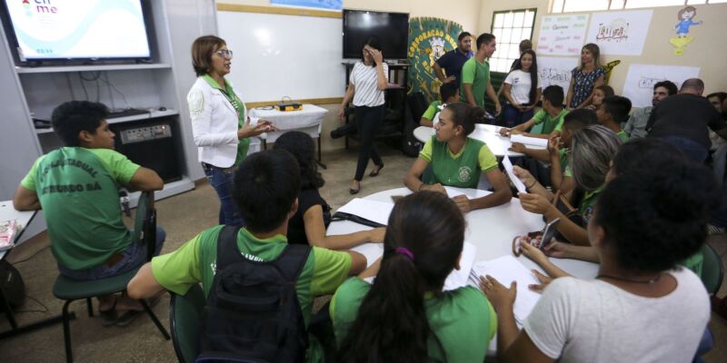 Liminar mantém presença de professores em salas de leitura de SP