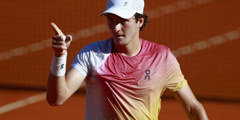 João Fonseca confirma participação no Rio Open de 2026