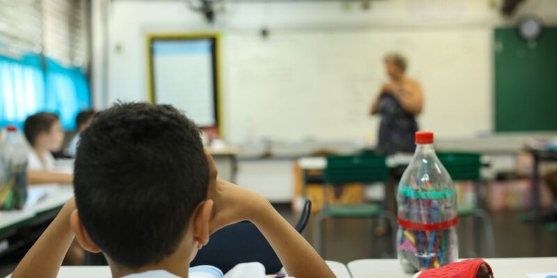 Governo abre canal para sugestões sobre uso de IA na educação