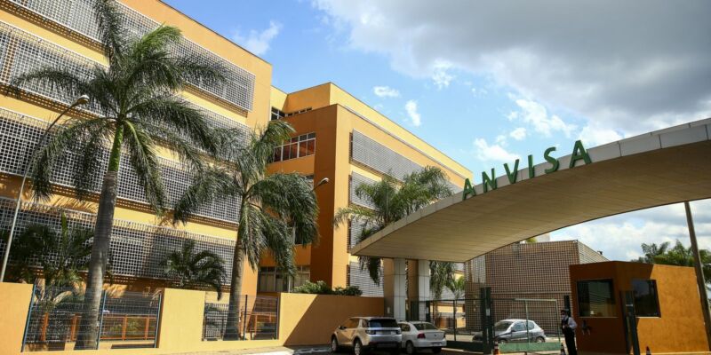 Anvisa proíbe suplementos e energéticos com adição de ozônio