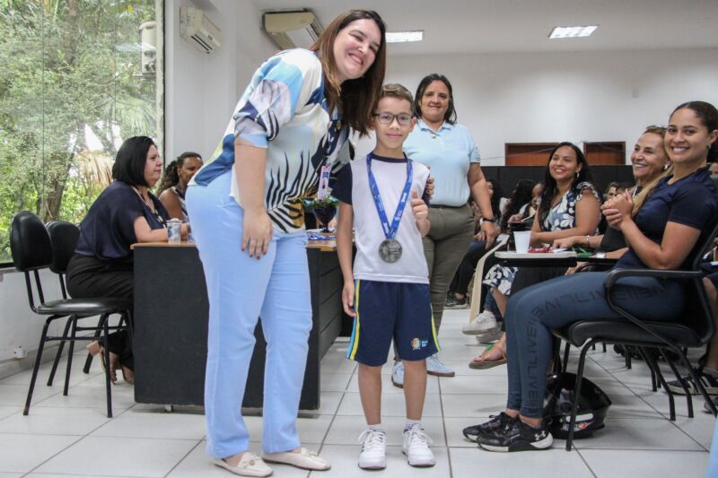 Barra Mansa premia alunos destaques em competições municipais e nacionais – Barra Mansa