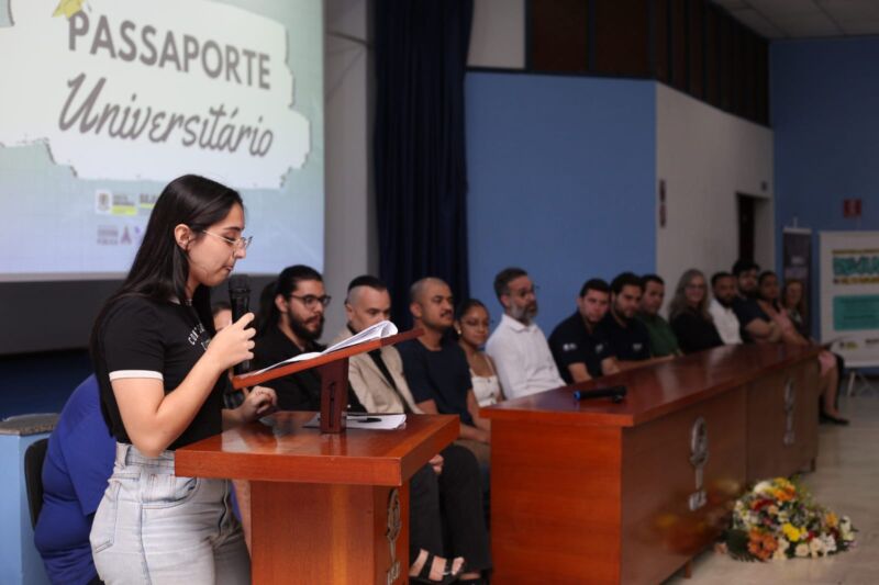 Estudantes de Volta Redonda comemoram preparação para Enem no encerramento do ‘Passaporte Universitário’