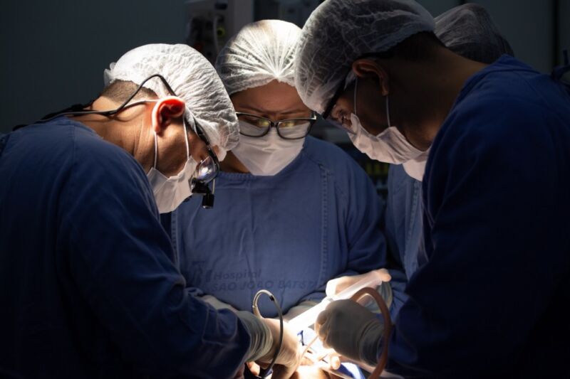 Hospital São João Batista, em Volta Redonda, fecha mês de outubro com novo recorde em número de cirurgias