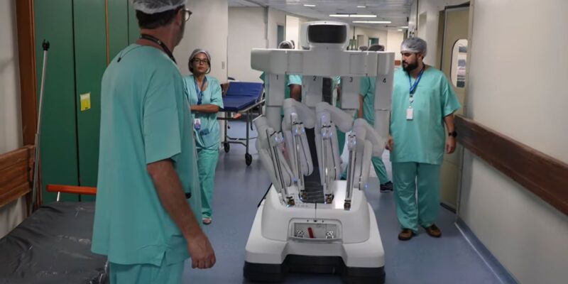 Inca ganha primeiro centro de treinamento em cirurgia robótica do SUS