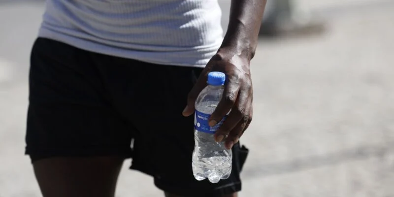 Rio monta força-tarefa para enfrentar calor extremo