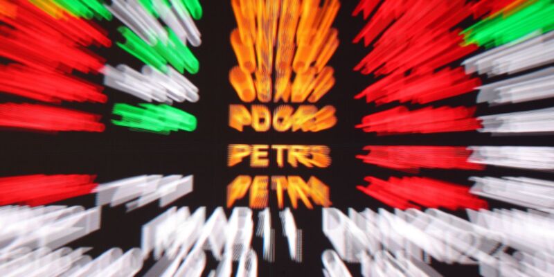 Bolsa supera os 161 mil pontos e volta a bater recorde