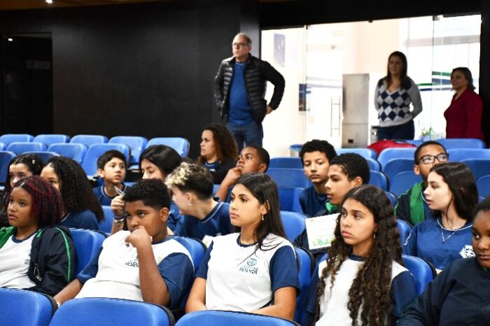 RETROSPECTIVA 2025: EDUCAÇÃO MUNICIPAL DE RESENDE SEGUE AVANÇANDO E SE CONSOLIDANDO COMO REFERÊNCIA  