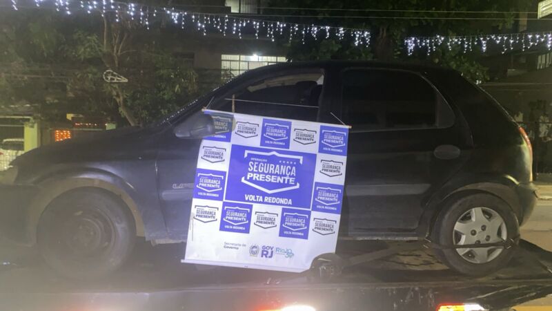 Suspeito de furtar TV em loja no Centro de Volta Redonda é preso e tem carro apreendido