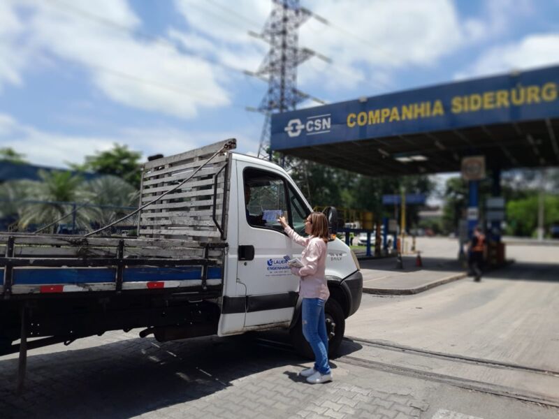 Volta Redonda: Secretaria da Mulher e Direitos Humanos promove atividade da Campanha do Laço Branco