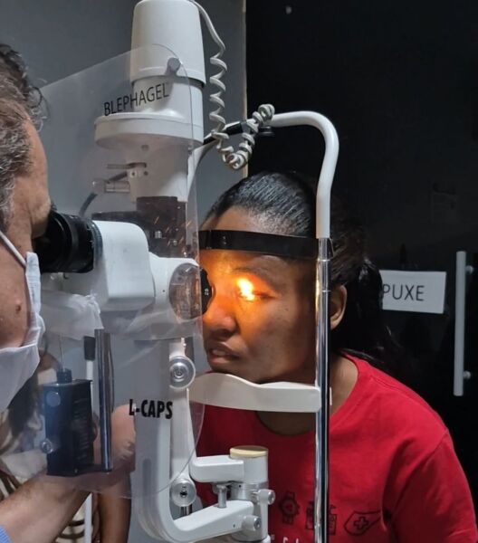 Volta Redonda: pacientes do projeto ‘Enxergar Além’ passam por nova consulta com oftalmologista