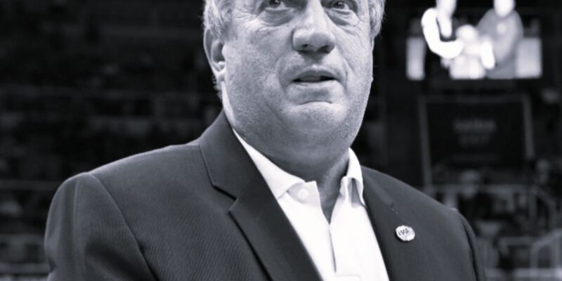 Basquete brasileiro perde técnico Cláudio Mortari