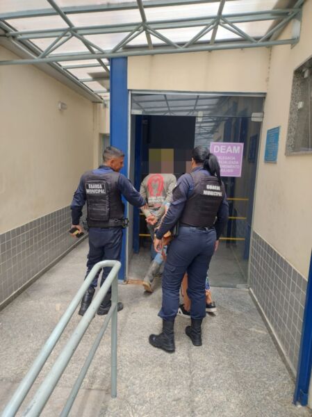 Guarda Municipal prende em motel casal suspeito de abandonar criança de 3 anos em Volta Redonda