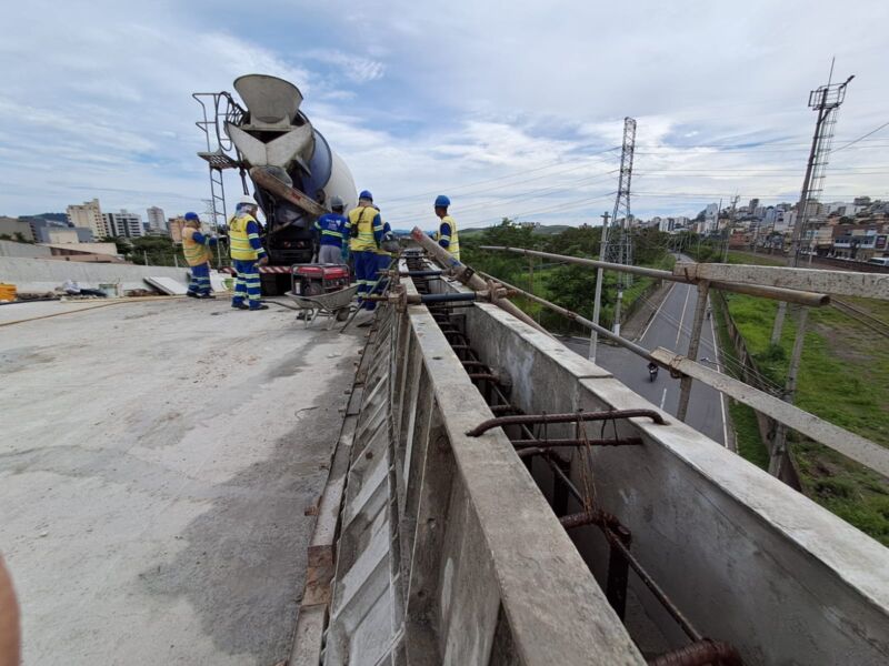 Mobilidade Urbana: construção de alça do viaduto Heitor Leite Franco entra na reta final em Volta Redonda