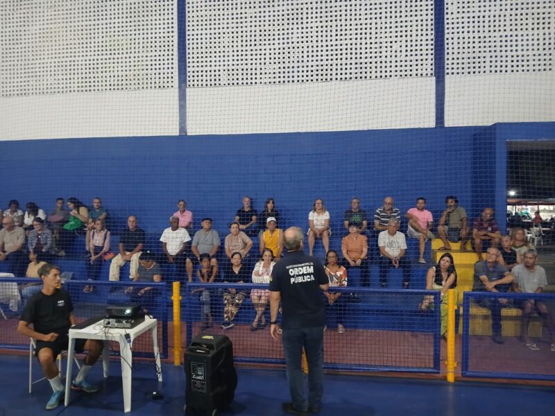 Ordem Pública foca no fortalecimento da segurança e se reúne com moradores do bairro 249