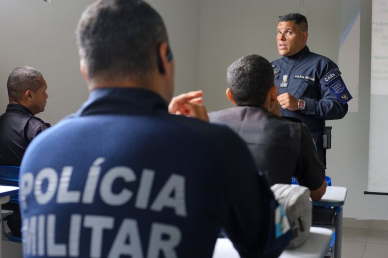 Policiais militares são capacitados para ampliação do programa ‘Bairro Presente’ em Volta Redonda
